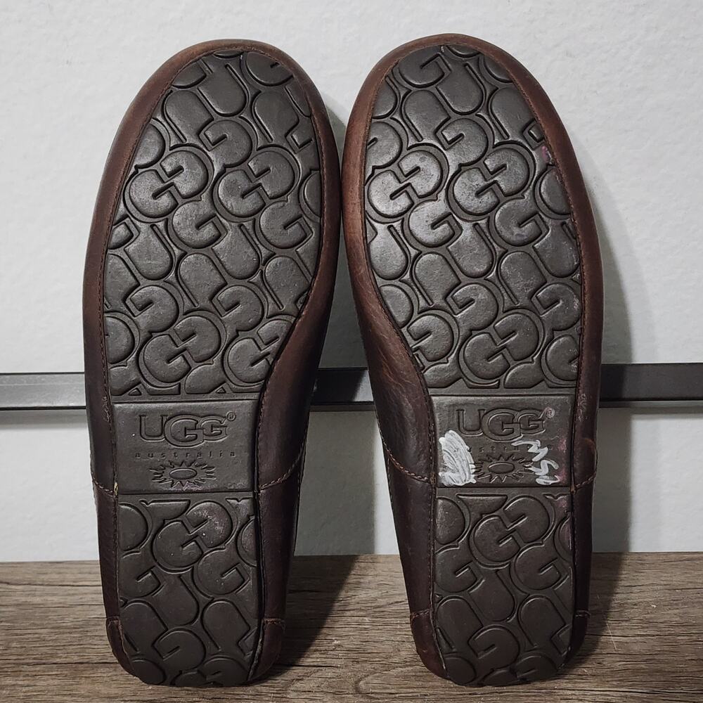 UGG Ascot Men's Leather Sheepskin Lined Slippers Moccasins Size 11 Brown - Picture 6 of 9